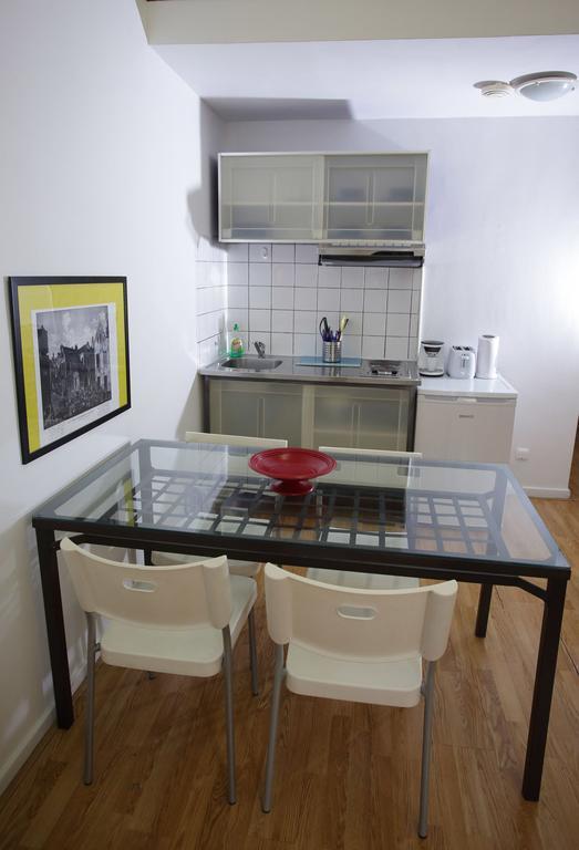Brussels City Center Apartments Room photo